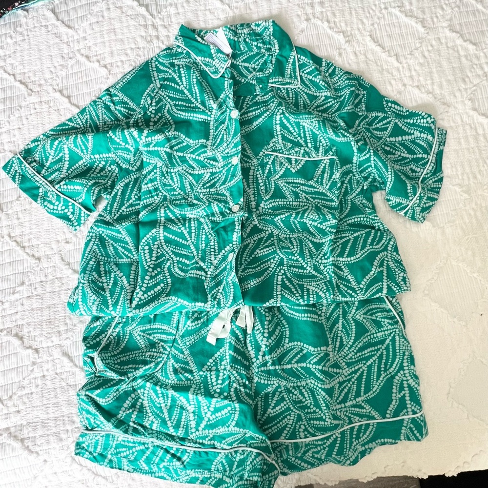 Set of three pajama sets size L/XL